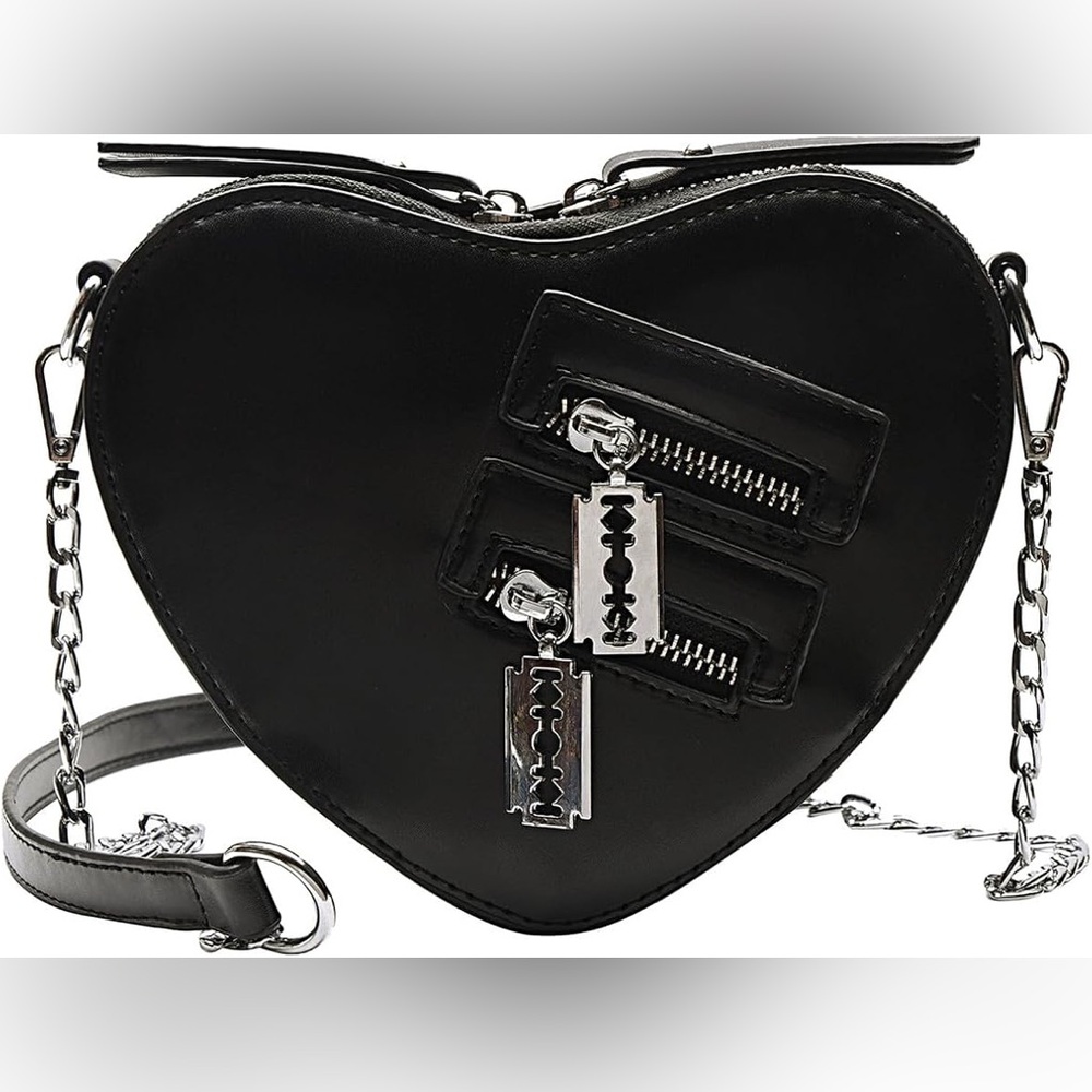 VIRAL Y2K GOTHIC PUNK RAZOR HEART PURSE